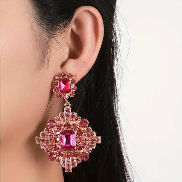🔥 Clearance 🔥 Pink Rhinestone Rhombus Dangle Earrings - Picture 2 of 4